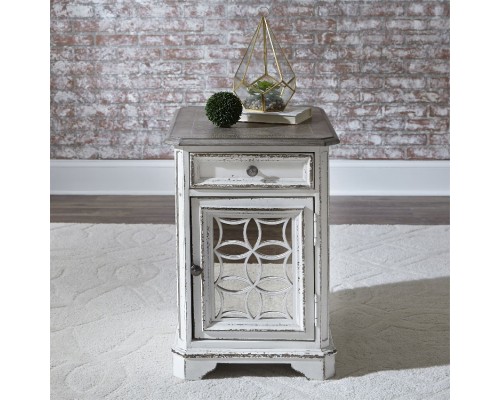 MAGNOLIA MANOR CHAIR SIDE TABLE